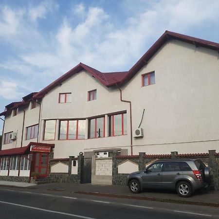 La Zinculescu Albestii Paminteni Exterior foto